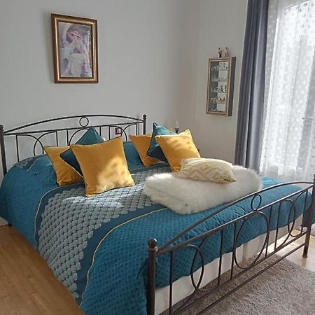 Chambre Privative Avec Salle D'Eau Chasseneuil-sur-Bonnieure Exterior photo