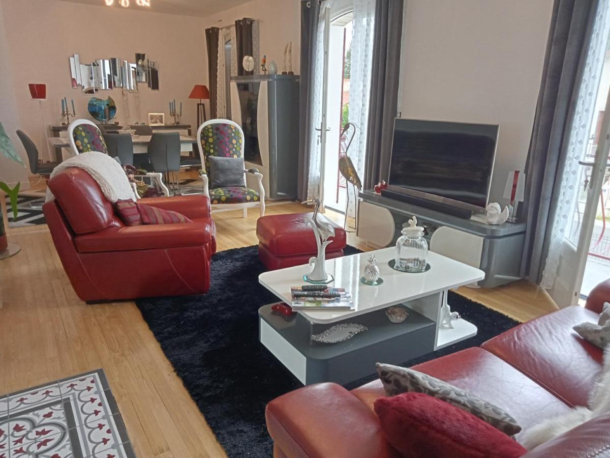 Chambre Privative Avec Salle D'Eau Chasseneuil-sur-Bonnieure Exterior photo
